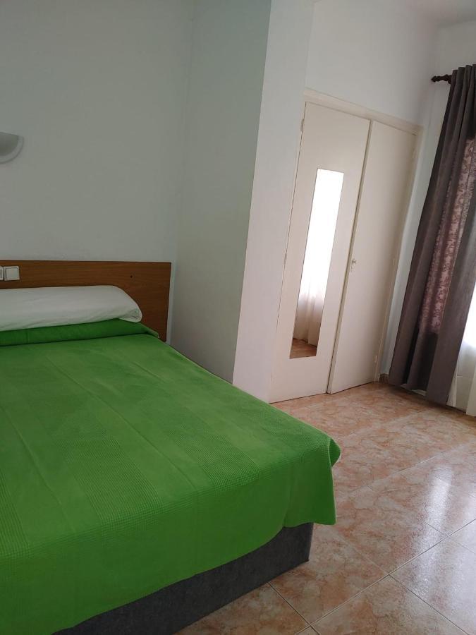 Hostal Sol Celeste โยเรตเดมาร์ ภายนอก รูปภาพ