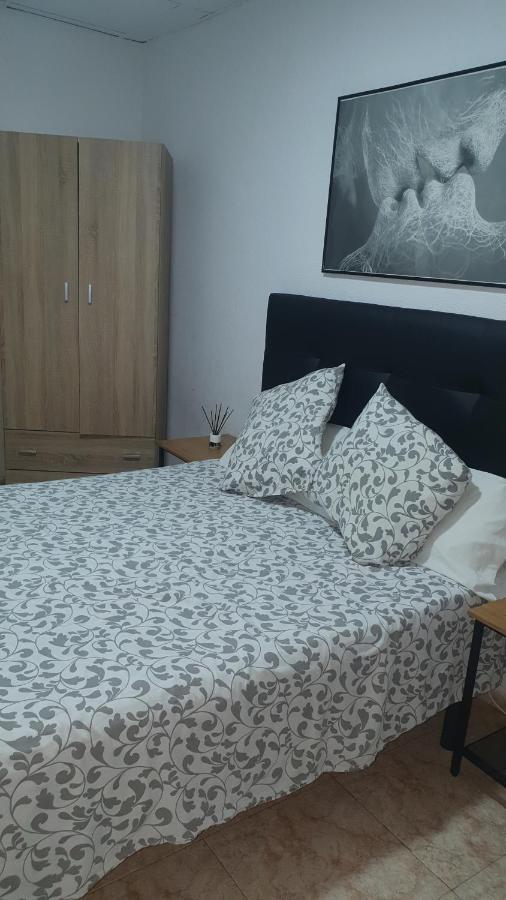 Hostal Sol Celeste โยเรตเดมาร์ ภายนอก รูปภาพ