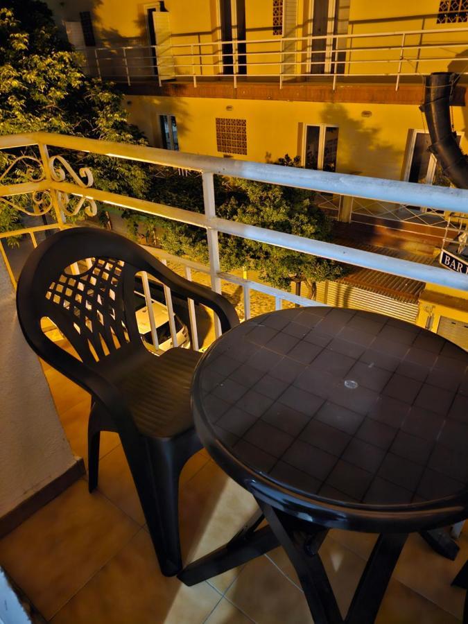 Hostal Sol Celeste โยเรตเดมาร์ ภายนอก รูปภาพ