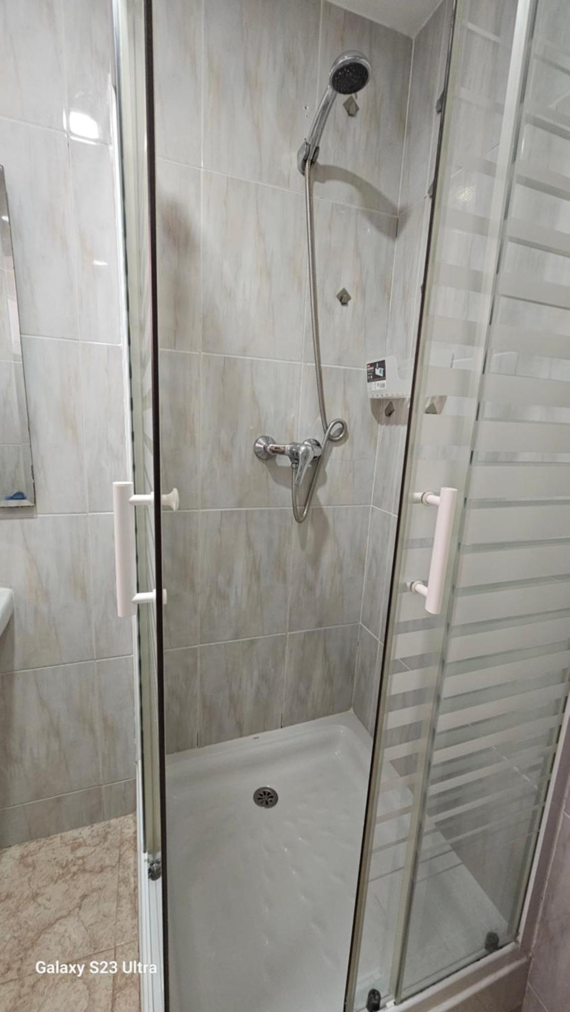 Hostal Sol Celeste โยเรตเดมาร์ ภายนอก รูปภาพ