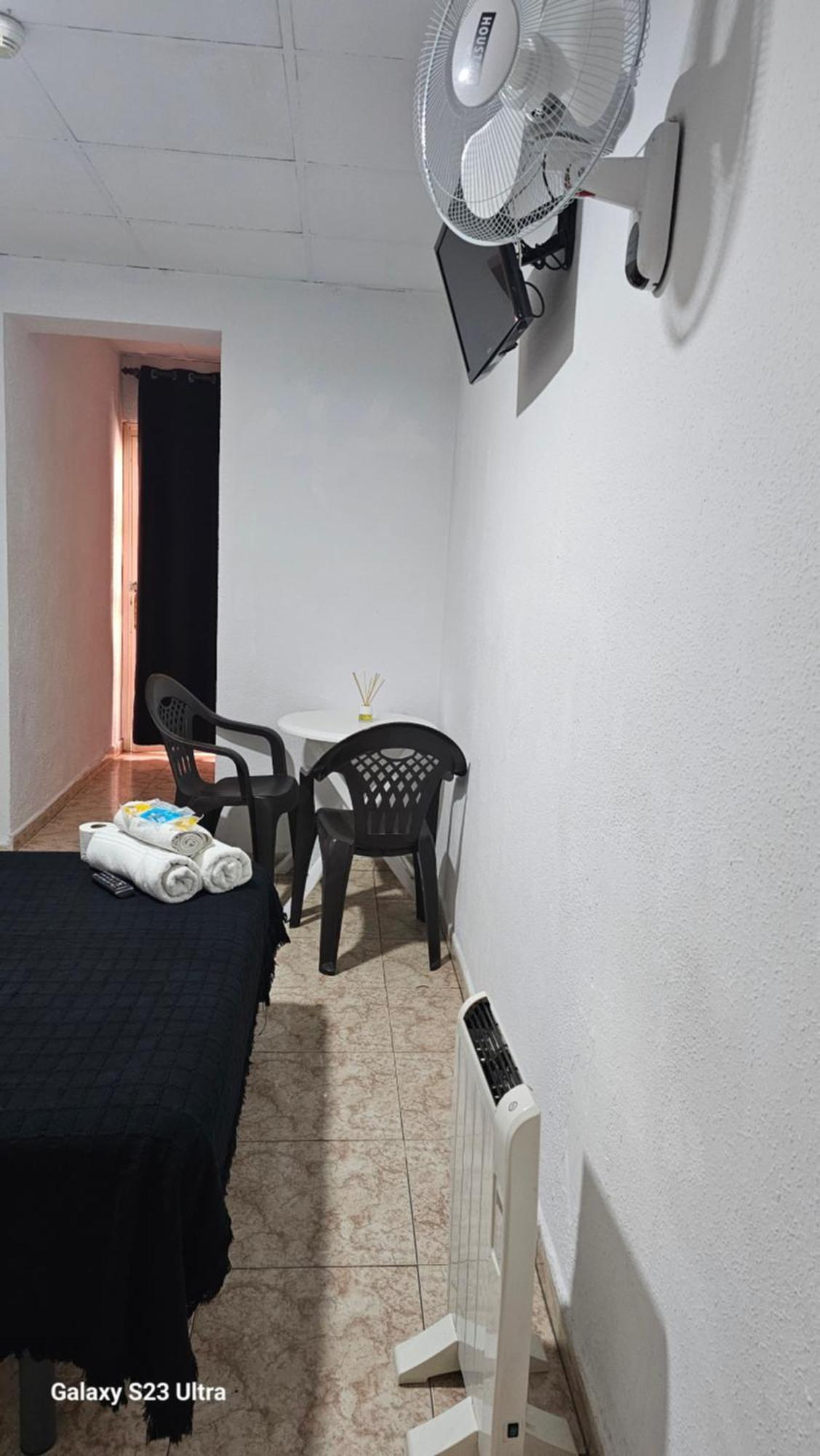 Hostal Sol Celeste โยเรตเดมาร์ ภายนอก รูปภาพ