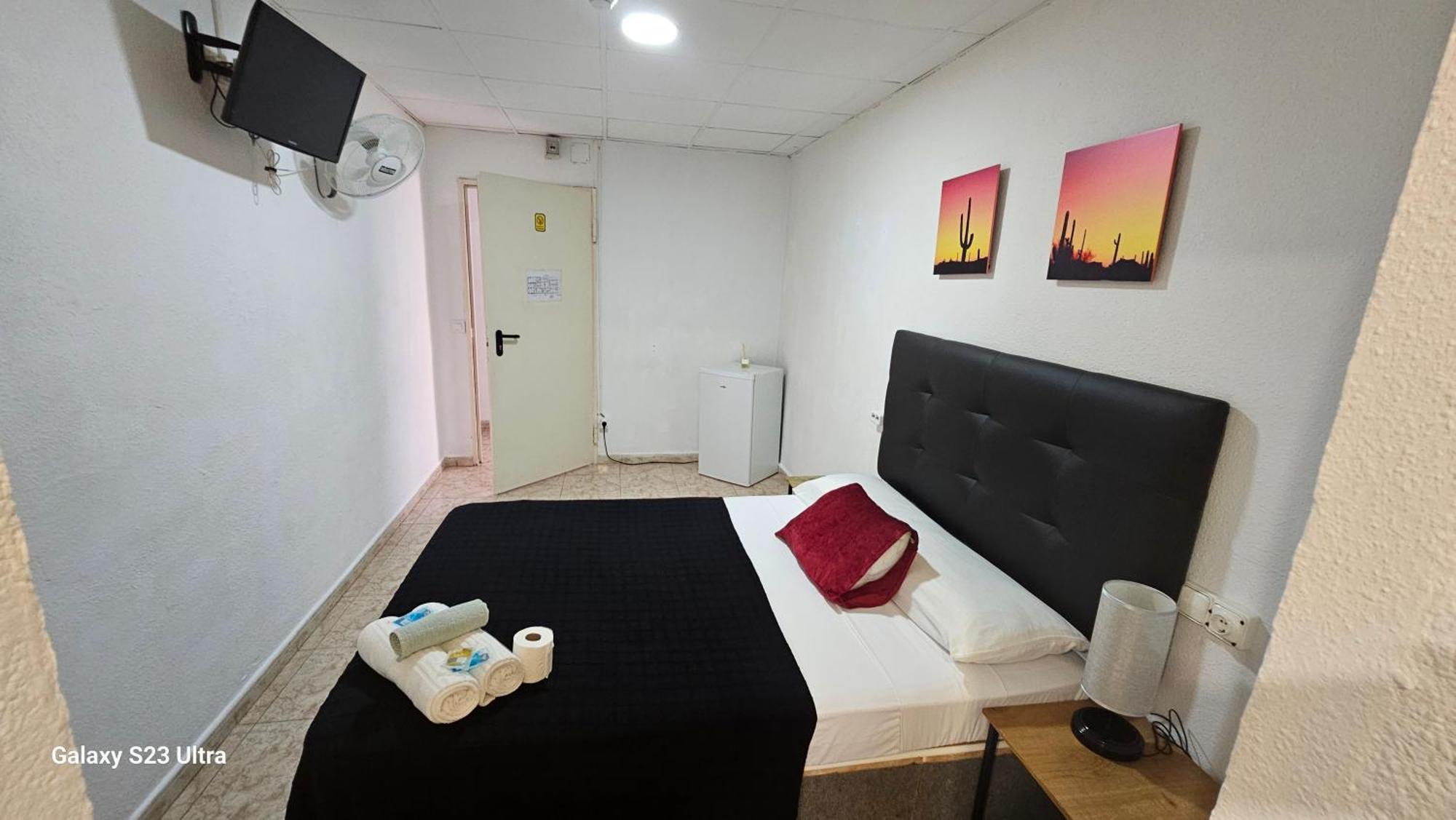 Hostal Sol Celeste โยเรตเดมาร์ ภายนอก รูปภาพ