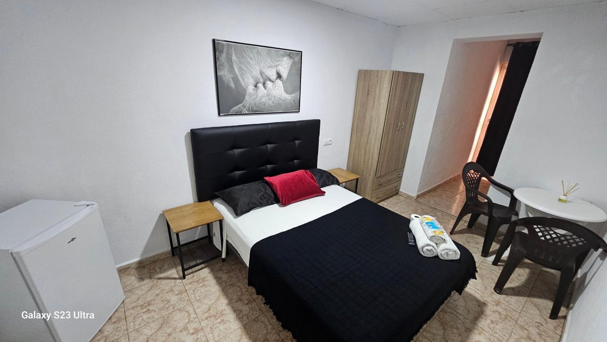 Hostal Sol Celeste โยเรตเดมาร์ ภายนอก รูปภาพ